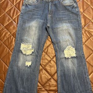 Women’s Distressed Blue Jeans XXL